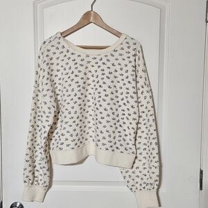 Elegant Floral Knit Sweater in Cream